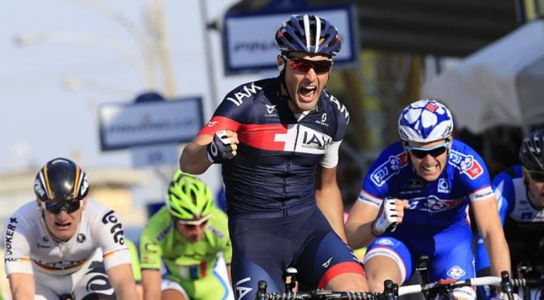 Petacchi sbaraglia lagguerrita concorrenza a Cascina (foto Bettini)