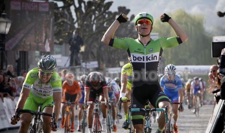 Hofland castiga i nostri in volata al Giro del Limburgo (foto Bettini)