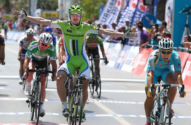 Viviani è a pieno titolo lanti-Cavendish del Giro di Turchia 2014 (foto Tim de Waele)