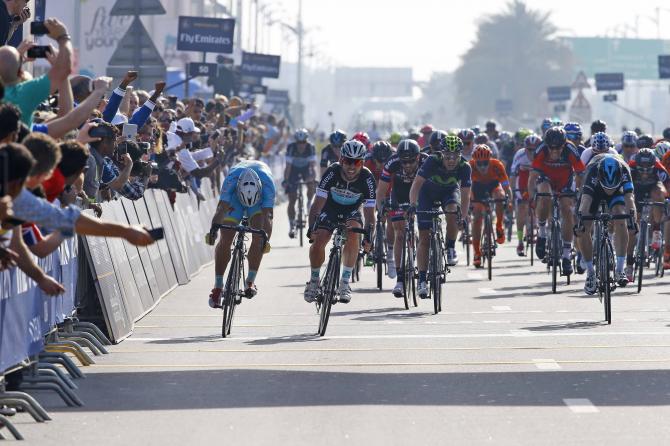 Lagguerrito volatone che ha posto fine alle prima tappa del Dubai Tour 2015 (foto Bettini)