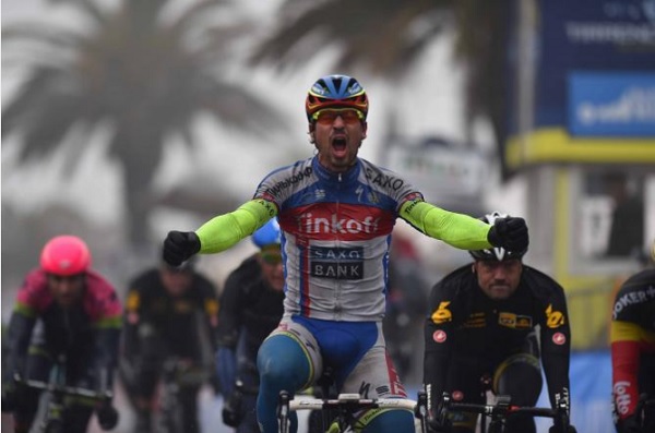 Peter Sagan urla la sua gioia sul traguardo di Porto SantElpidio