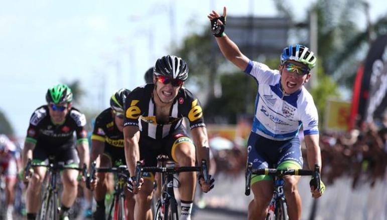 Ko Guardini, Caleb Ewan può sfrecciare vittorioso sul traguardo della terza tappa del Tour of Langkawi (foto Tim de Waele/TDWSport.com)