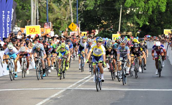 Caleb Ewan si propone sempre più come lanti-Guardini del Tour of Langkawi 2015 (foto Bettini)