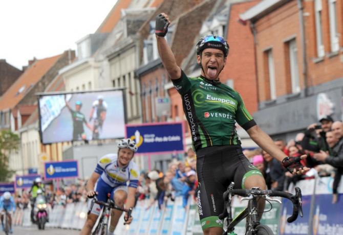 Coquard, linguaggia al vento e agli avversarsi nella tappa dapertura della  Quattro giorni di Dunkerque (foto Getty Images Sport)