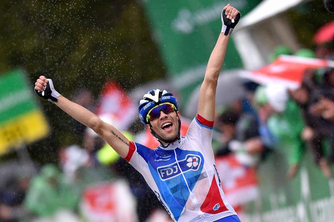 Pinot esulta a Champex-Lac, traguardo della tappa regina del Tour de Romandie 2015 (foto Tim de Waele/TDWSport.com)