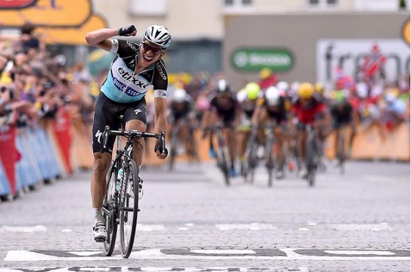 Tony Martin taglia vittorioso il traguardo di Cambrai (foto Tim De Waele/TDWSport.com)