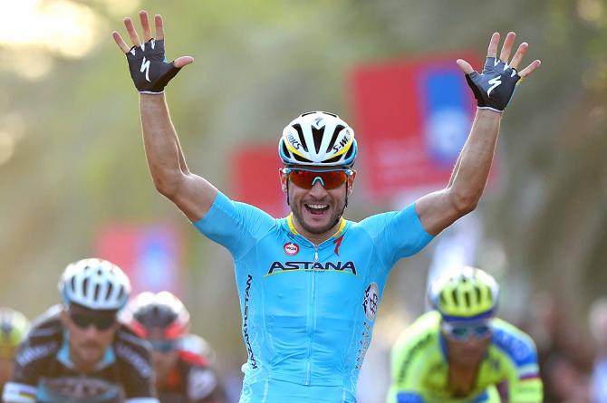 Lesultanza di Andrea Guardini sul traguardo di Madinat Zayed: sua la prima tappa della prima edizione dellAbu Dhabi Tour (foto Tim de Waele/TDWSport.com) 