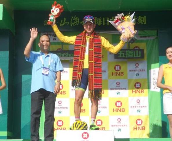 Modolo rimane in giallo anche dopo la tappa regina del Tour of Hainan: per lui, il successo finale è oramai ad un passo (foto Jean-François Quénet)