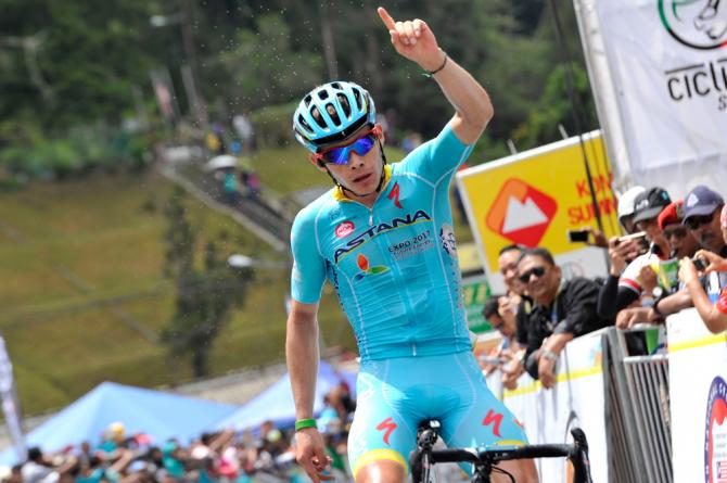 Il colombiano Miguel Ángel López si impone nella frazione regina del Tour of Langkawi, sulle Cameron Highlands (foto Bettini)