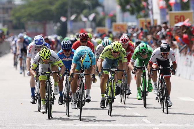 Anche lultima volata del Tour of Langkawi porta la firma di Andrea Guardini (foto Tim de Waele/TDWSport.com)