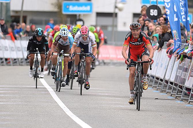 Come Cumming il giorno prima, anche lo spagnolo Samuel Sánchez coglie lattimo giusto e sinvola a conquistare un prestigioso successo di tappa al Giro dei Paesi Baschi (foto Tim de Waele/TDWSport.com)