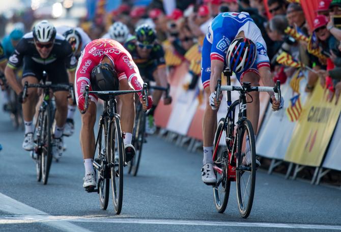 Davide Cimolai impegnato nel decisivo colpo di reni con il francese Nacer Bouhanni (Getty Images Sport)