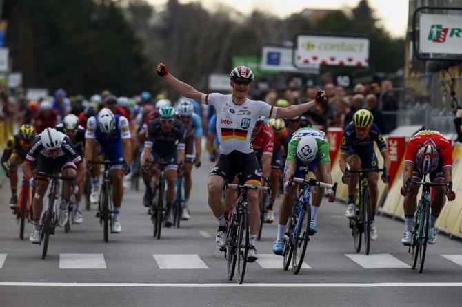 Greipel vince la sua prima tappa alla Parigi-Nizza 2017... prima e ultima perchè da domani si correranno solo tappa da classifica (foto Bettini)