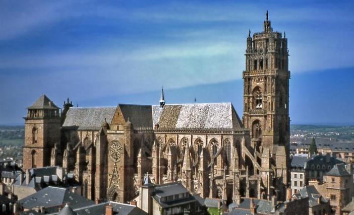 La cattedrale di Rodez (hotel-lion-or.com)