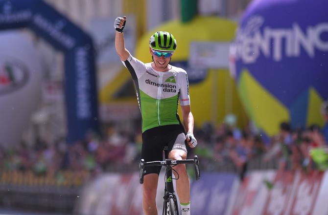 Laustraliano Ben OConnor si impone nella frazione del Tour of the Alps con arrivo a Merano (foto Tim de Waele/TDWSport.com)