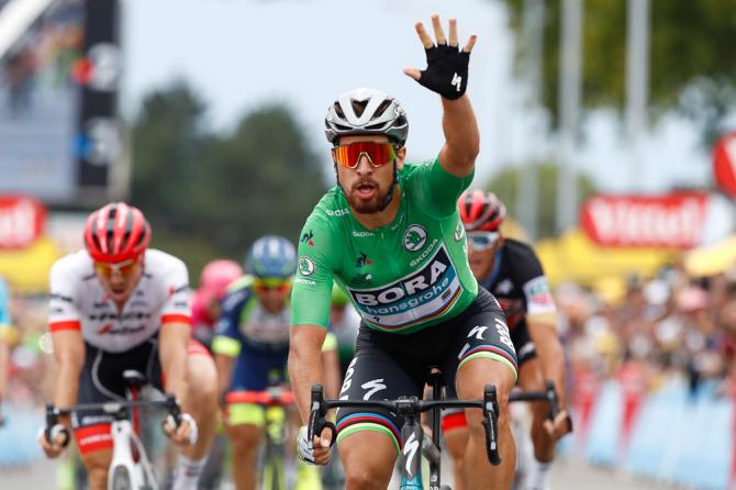 Fa 5 con la mano ma quello di Valence è l11° traguardo conquistato da Peter Sagan al Tour de France (foto Bettini)