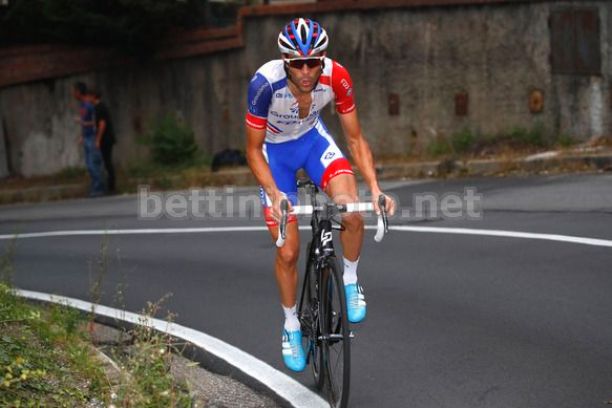 Thibaut Pinot allattacco sul Colle di Superga (foto Bettini)