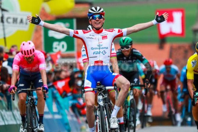 Doppietta della Groupama - FDJ sulle strade del Giro di Romandia: dopo laffermazione di Stefan Küng ieri a Morges oggi a Romont è andato a segno David Gaudu (foto Bettini)