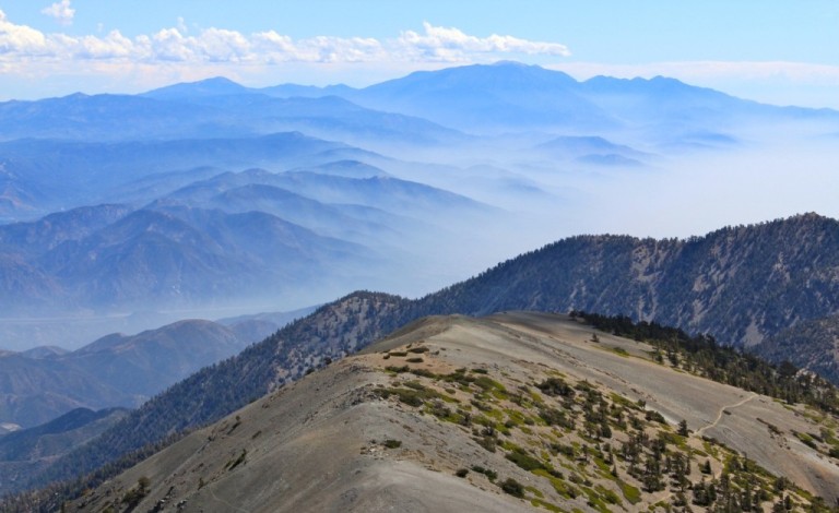 Vista panoramica dalla cima del Mount Baldy, in California (californiathroughmylens.com)