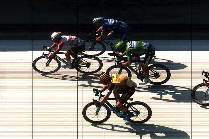 Il fotofinish della vittoria di Caleb Ewan nella 16a tappa del Tour de France