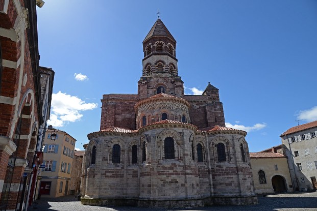 Brioude, basilica di San Giuliano (flickr.com)