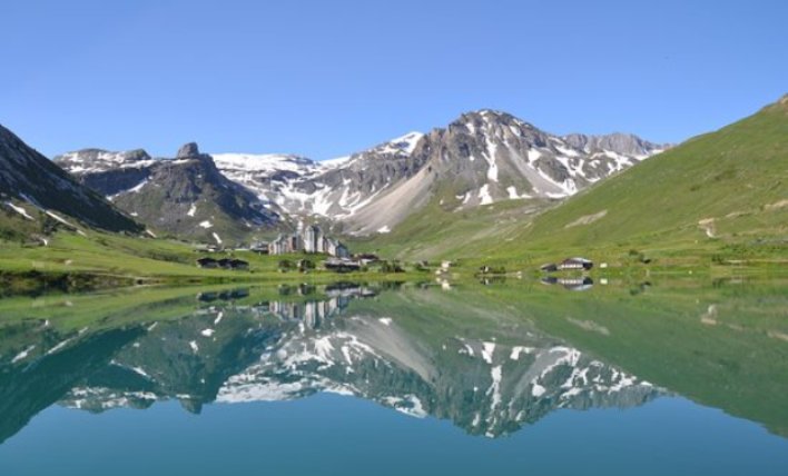 Lac de Tignes (tripadvisor.com)