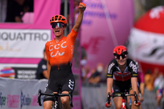 La vittoria della Vos nella quinta tappa del Giro dItalia Femminile (Getty Images Sport)