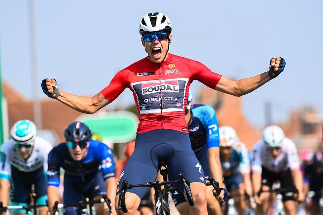 Magnier vince la 4a tappa del Giro della Gran Bretagna (foto SWPix.com)