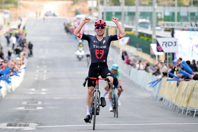 Marc Hirschi vince la Classica Comunitat Valenciana 1969 - Gran Premi Valencia (foto Antonio Baixauli/Getty Images)